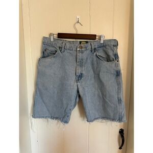 Vintage Workwear Cabelas Light Wash Denim Cutoff Shorts Blue Size 36 Raw Hem